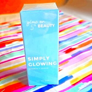Vitamin C Serum by glow on 5th BEAUTY..... Simply Glowing